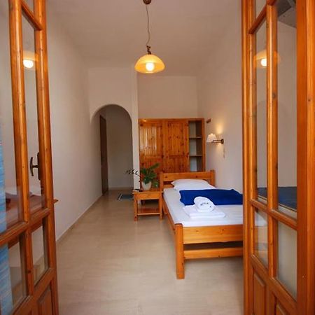 Flisvos Rooms Plakias Exterior photo